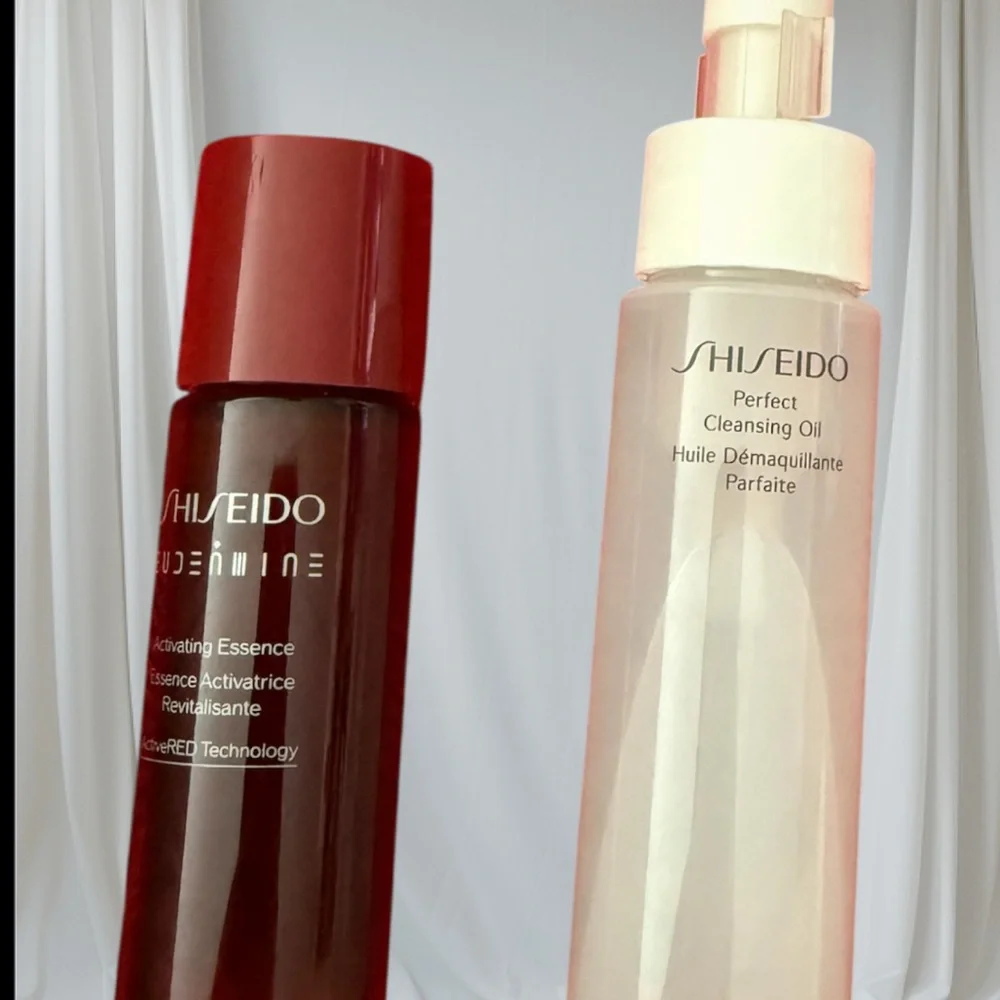 Shiseido Skincare Duo  and Travel Bag NWT - Picture 3 of 7